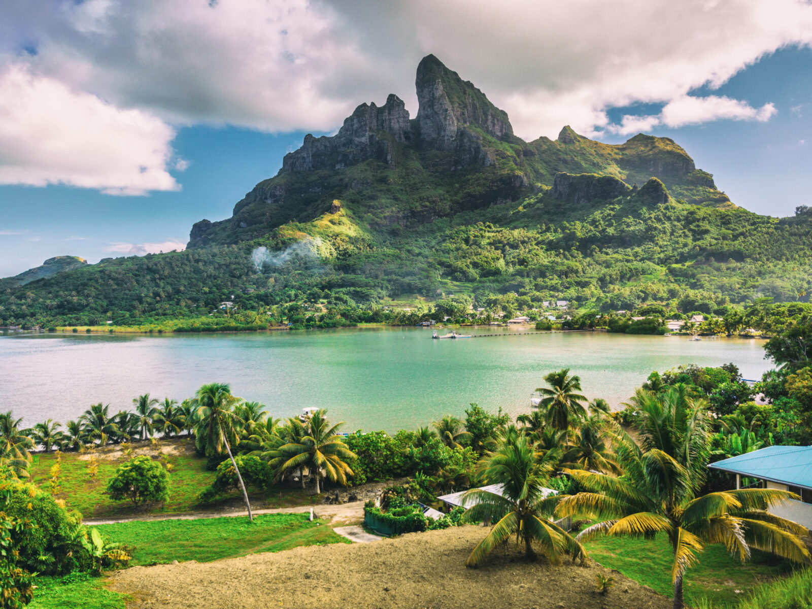Bora,Bora,And,Mount,Otemanu,Nature,Landscape,In,Tahiti,,French
