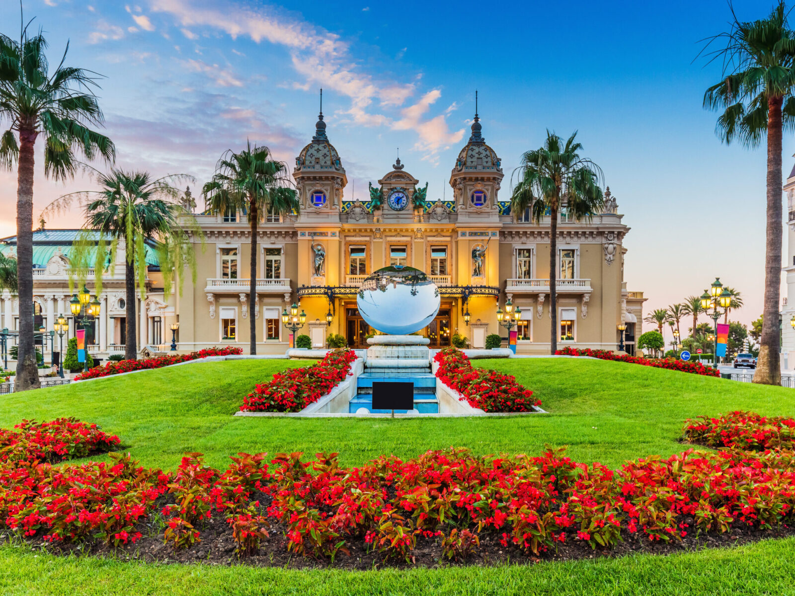 Monte,Carlo,,Monaco.,Front,Of,The,Grand,Casino.