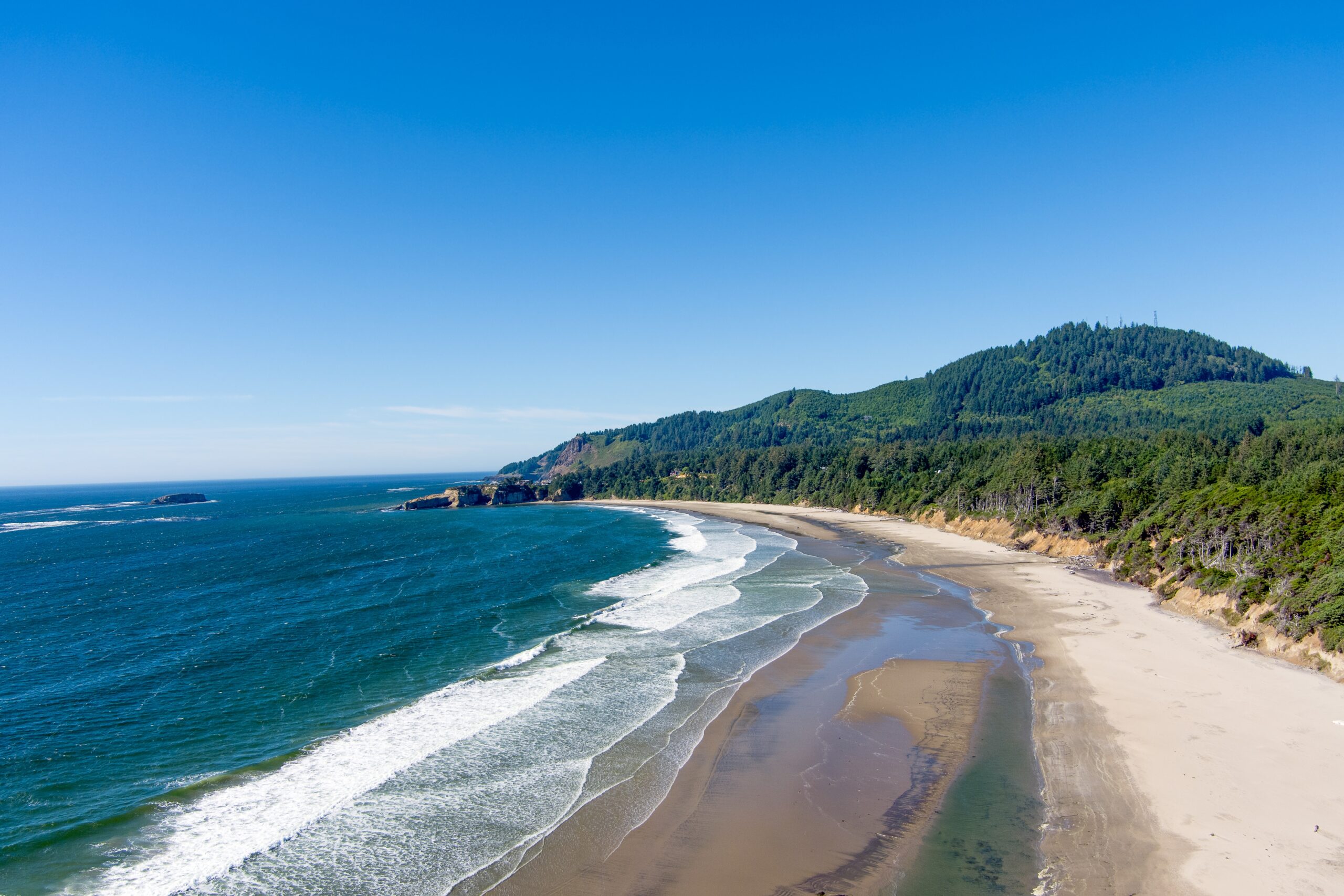 Aerial,View,Of,Beverly,Beach,On,The,Oregon,Coast,With