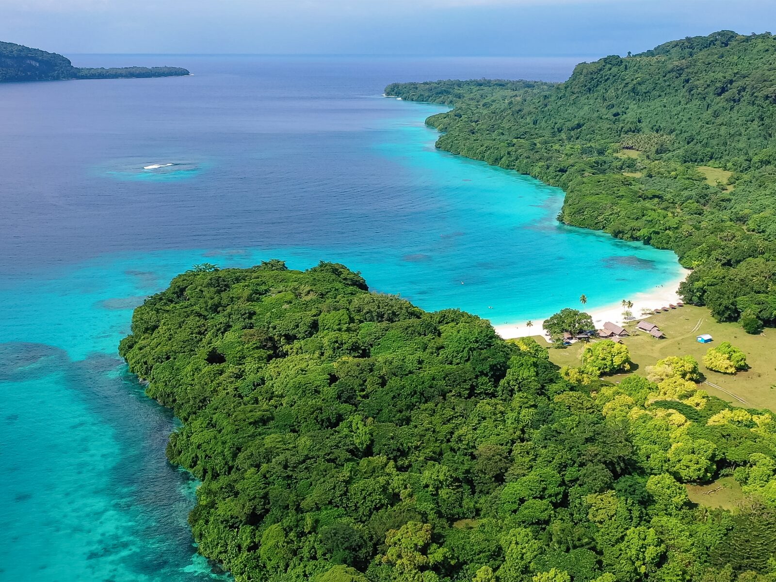 Fiji,Islands.,Turquoise,Waters,Of,Ocean,Wash,Island,Covered,Tropical